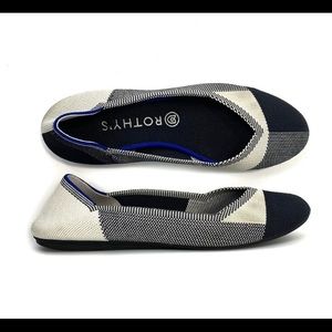 Rothys captoe flats size 9